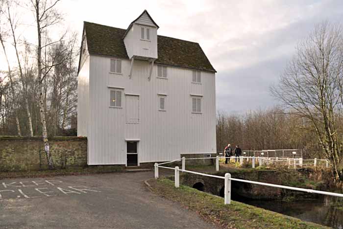 Lode Mill once used to grind cement